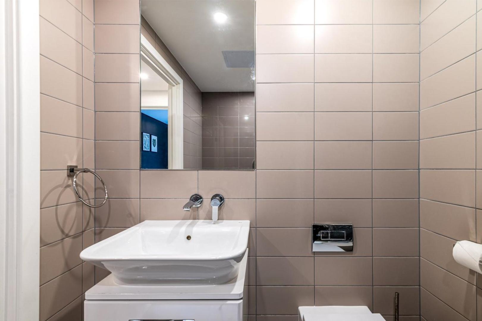 ロンドンTrendy Kings Cross Flatアパートメント エクステリア 写真